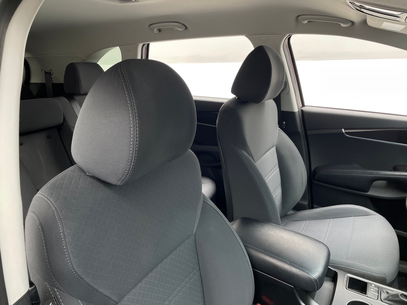 Thumbnail: 2019 Kia Sorento - 2