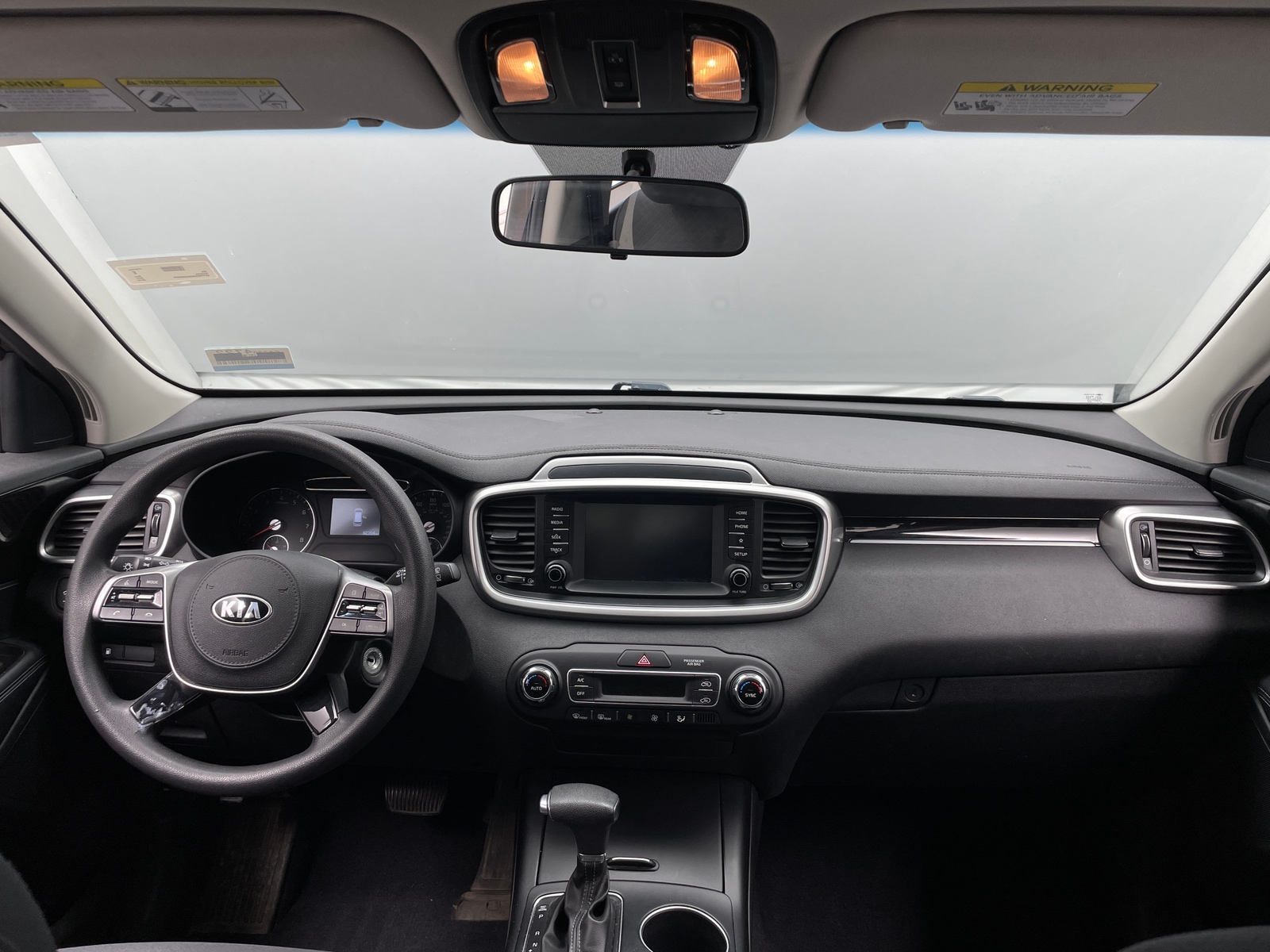 Thumbnail: 2019 Kia Sorento - 3