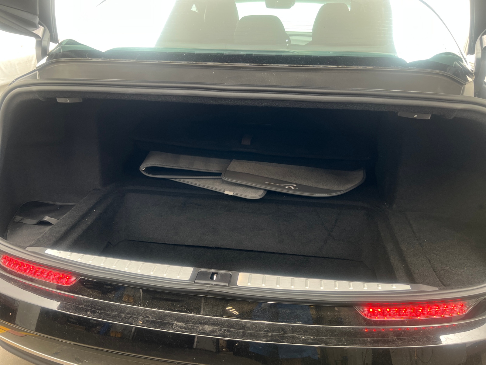 Thumbnail: 2023 Lucid Air - 6