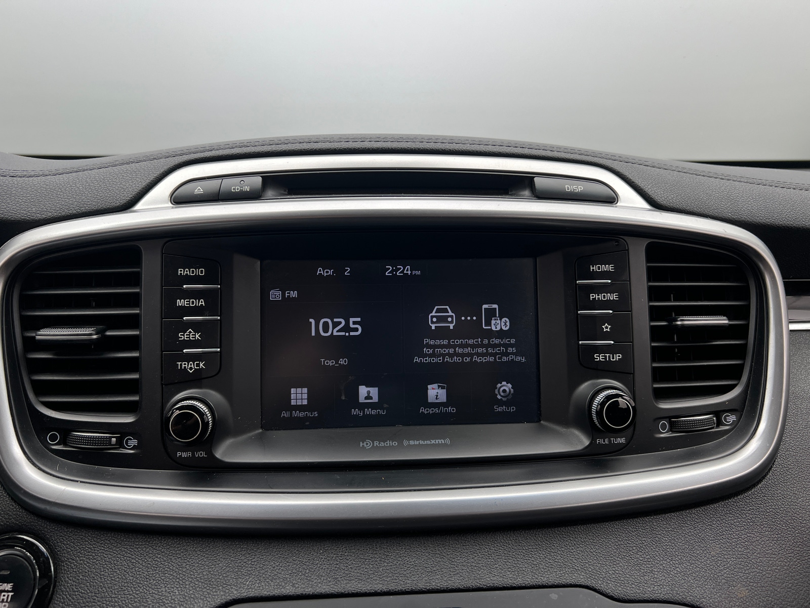 Thumbnail: 2019 Kia Sorento - 3