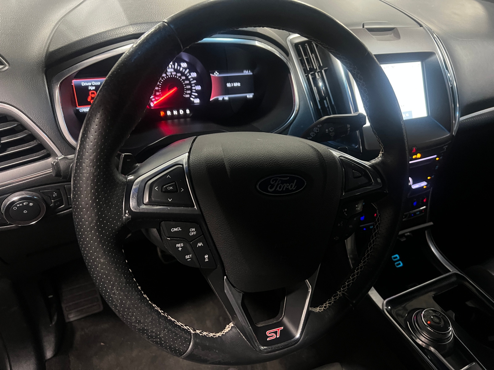 Thumbnail: 2019 Ford Edge - 4