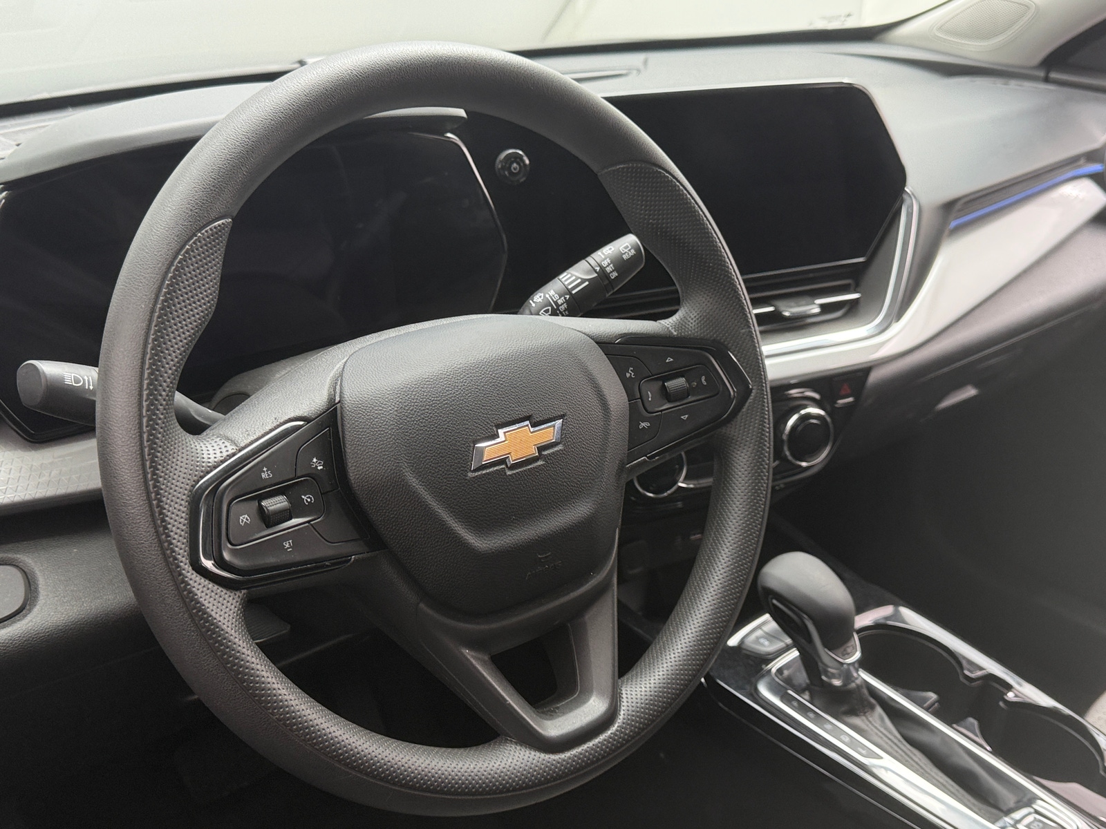 Thumbnail: 2025 Chevrolet Trax - 5