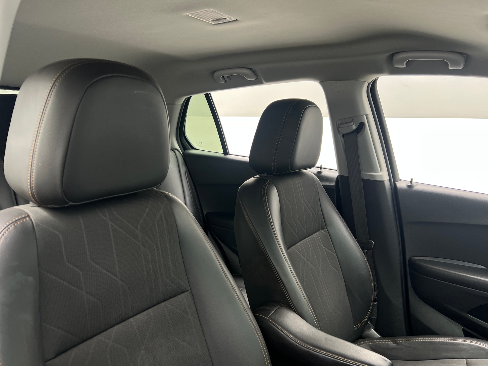 Thumbnail: 2022 Chevrolet Trax - 2