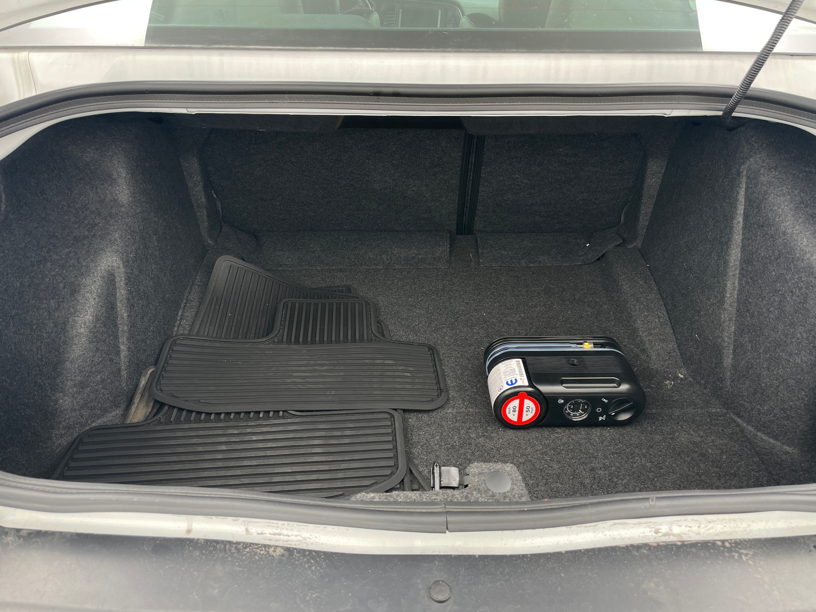 Thumbnail: 2018 Dodge Challenger - 5