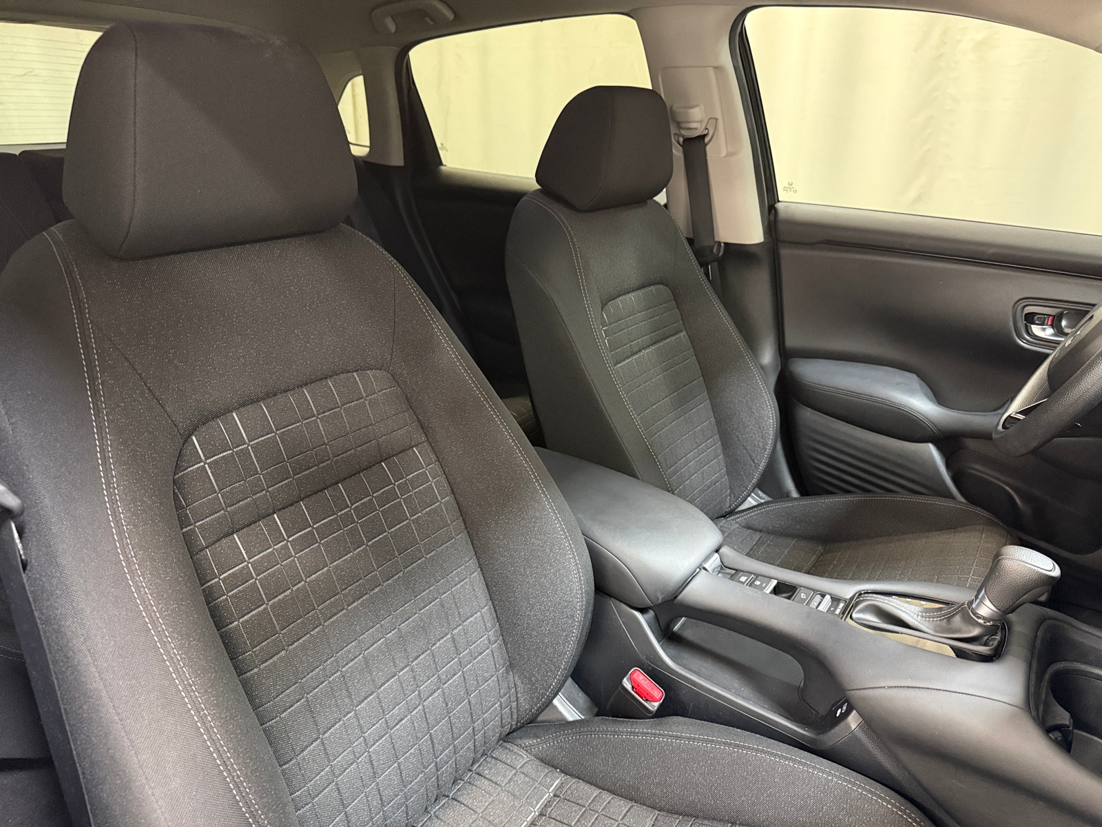 Thumbnail: 2024 Honda HR-V - 2