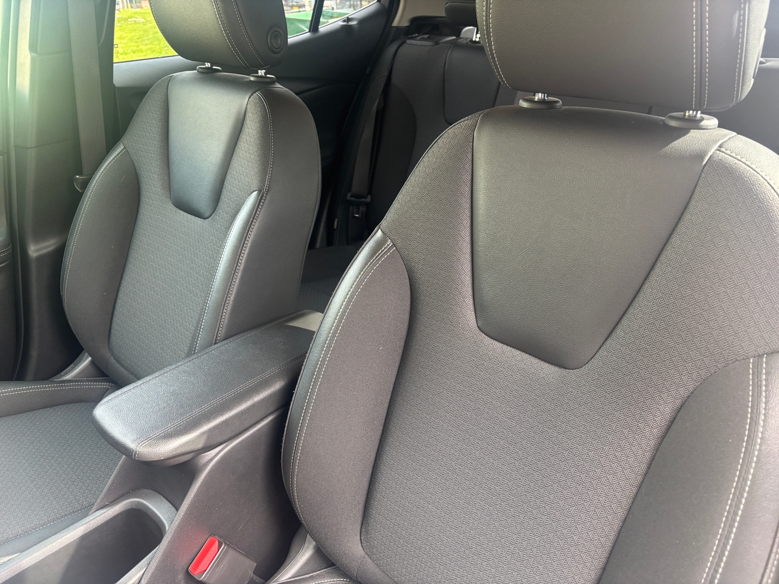Thumbnail: 2025 Buick Encore GX - 2