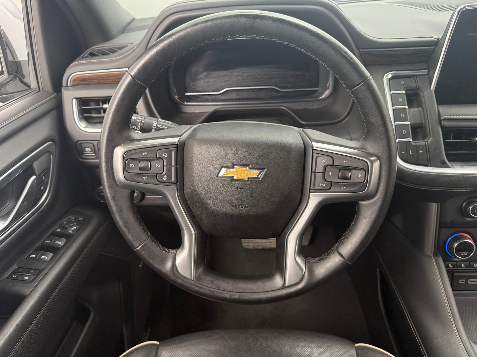 Thumbnail: 2024 Chevrolet Tahoe - 4