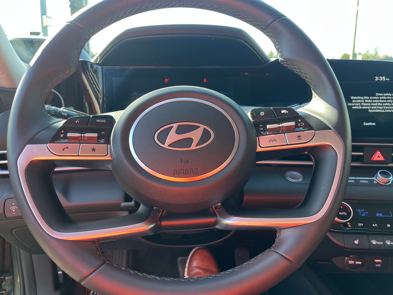 Thumbnail: 2025 Hyundai Elantra - 5