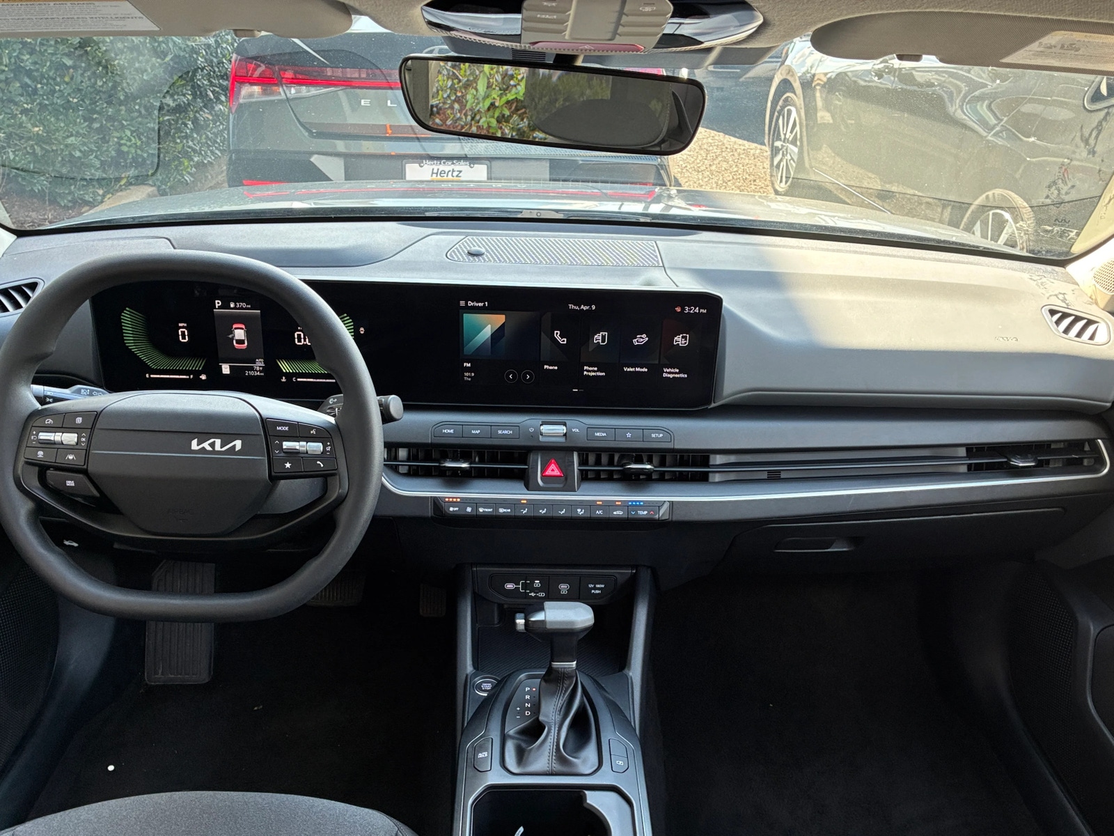 Thumbnail: 2025 Kia K4 - 3