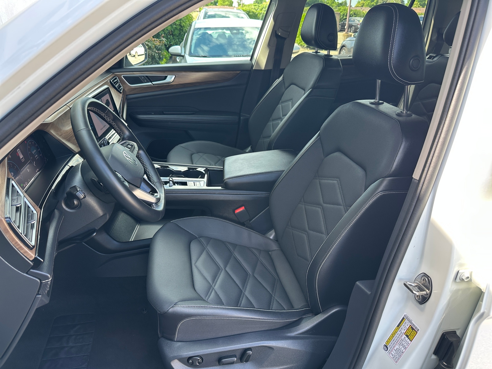 Thumbnail: 2025 Volkswagen Atlas - 2