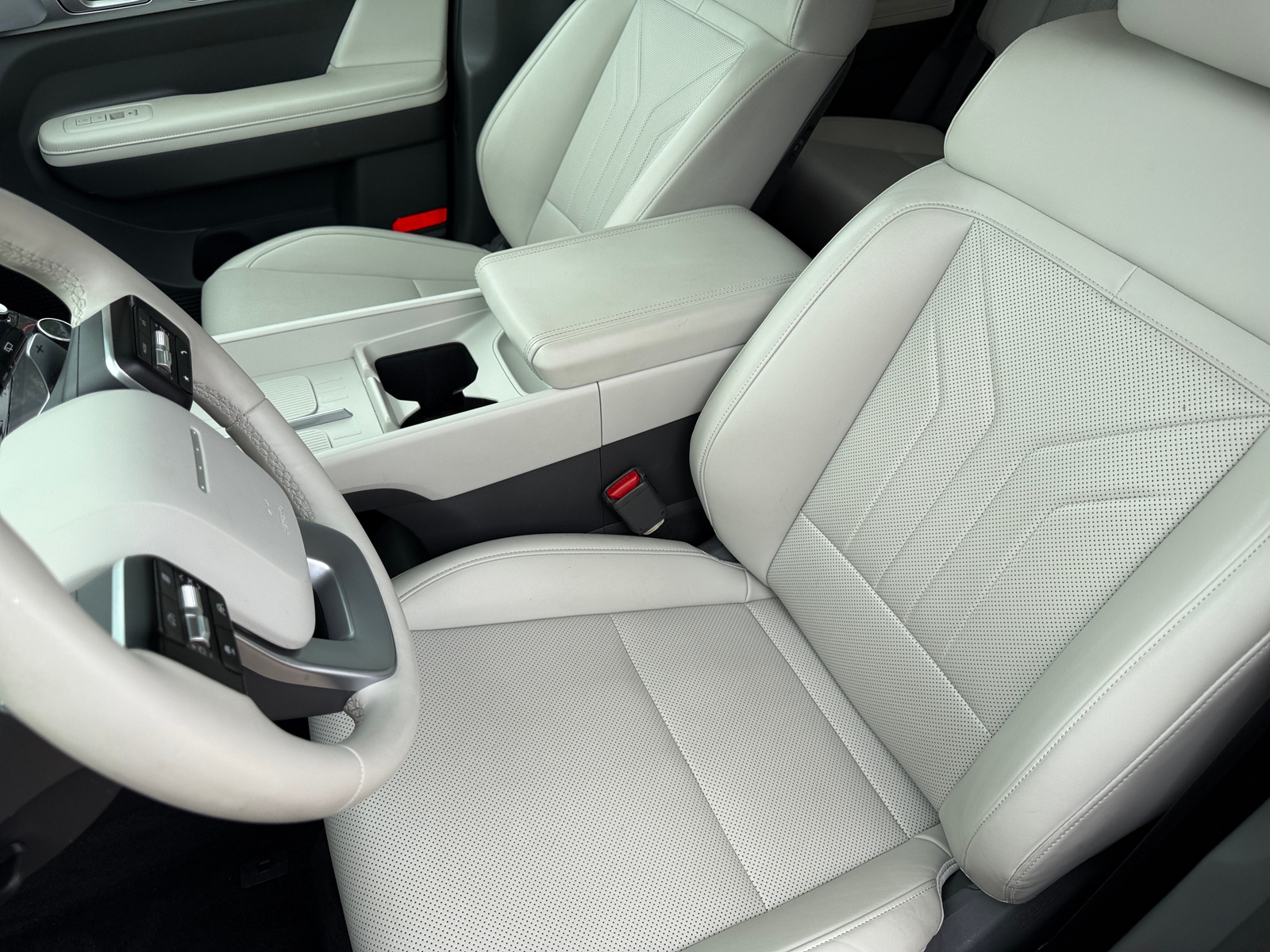 Thumbnail: 2025 Hyundai Santa Fe - 2