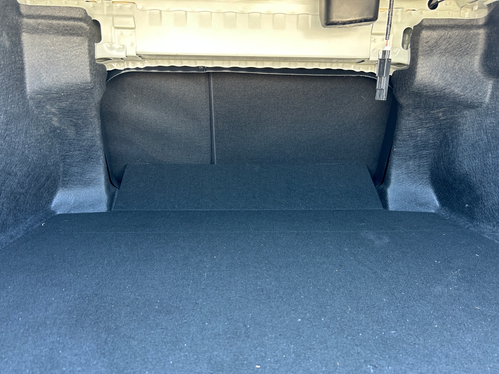 Thumbnail: 2025 Toyota Camry - 4