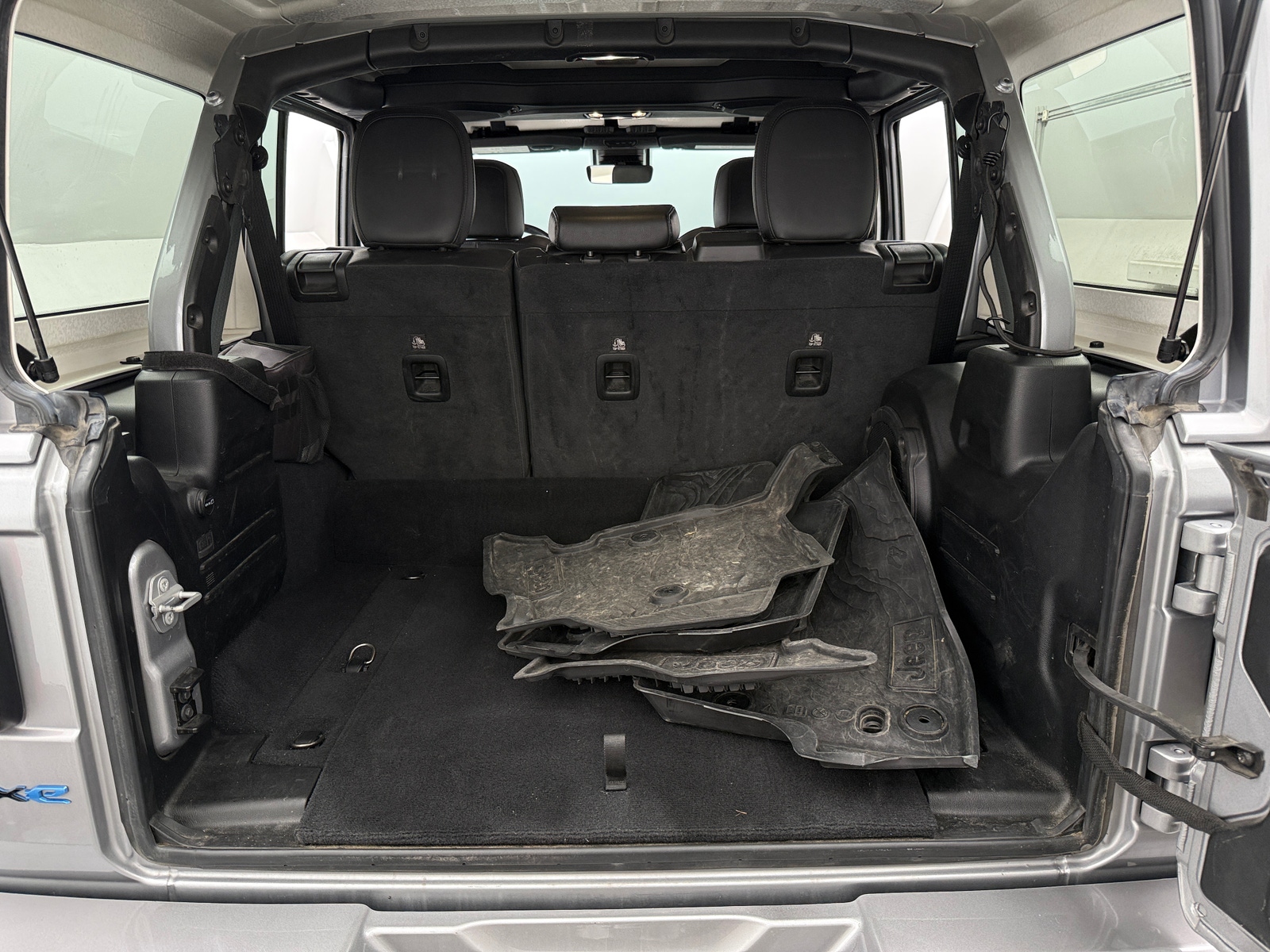 Thumbnail: 2021 Jeep Wrangler - 7