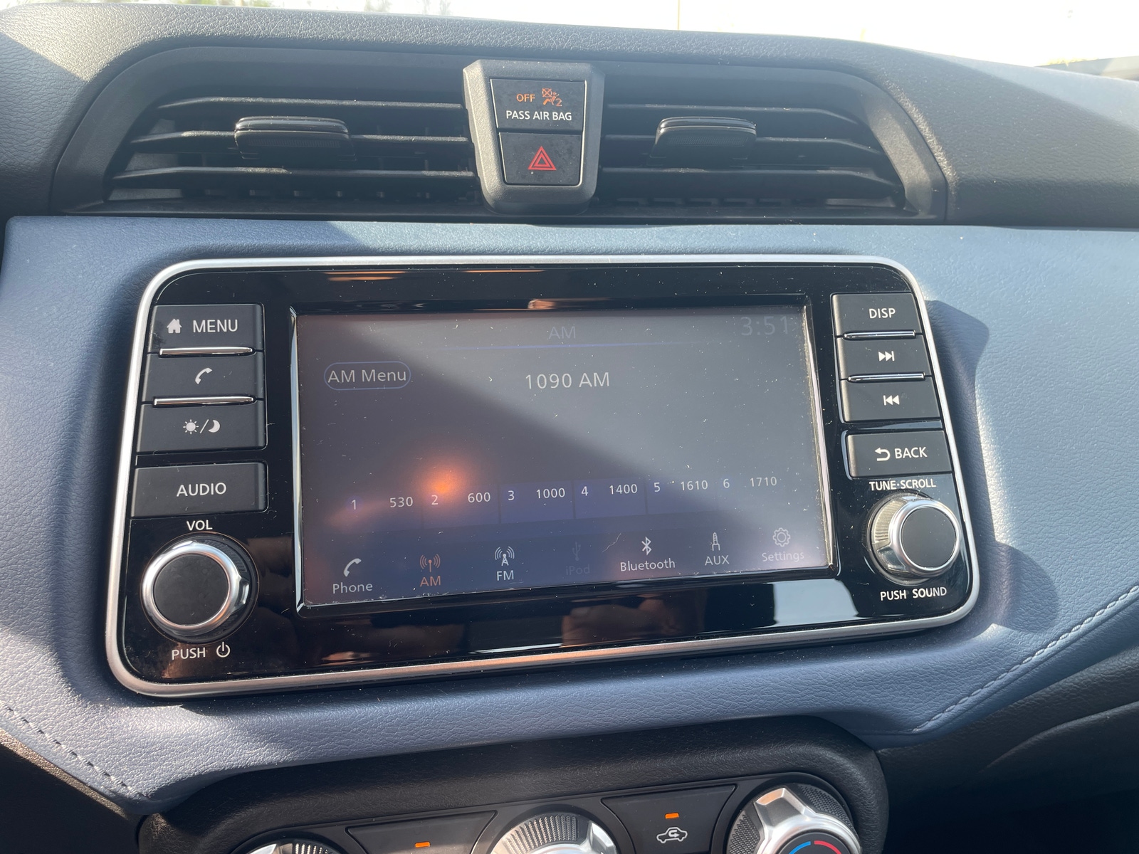 Thumbnail: 2025 Nissan Versa - 4