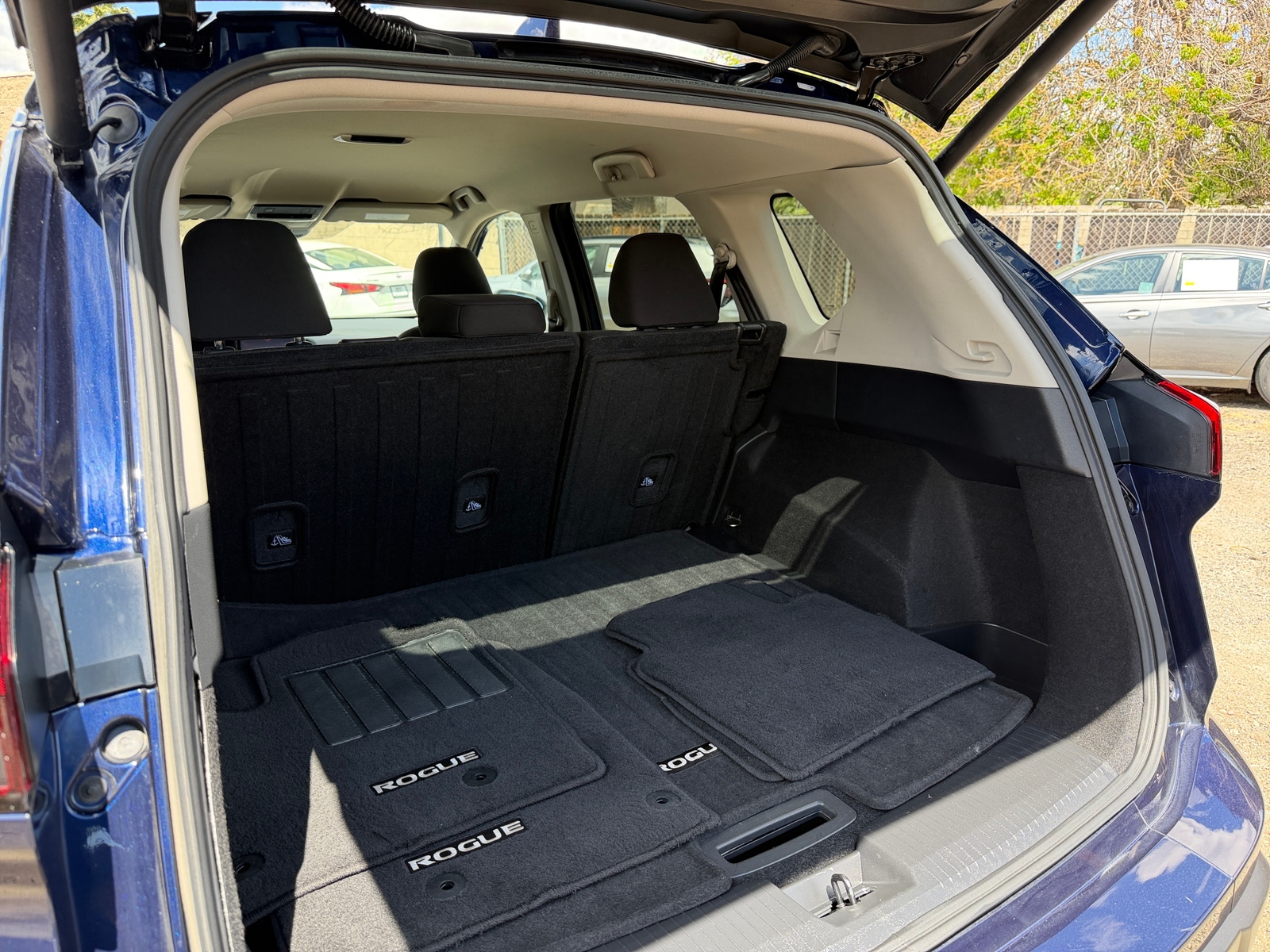 Thumbnail: 2025 Nissan Rogue - 5