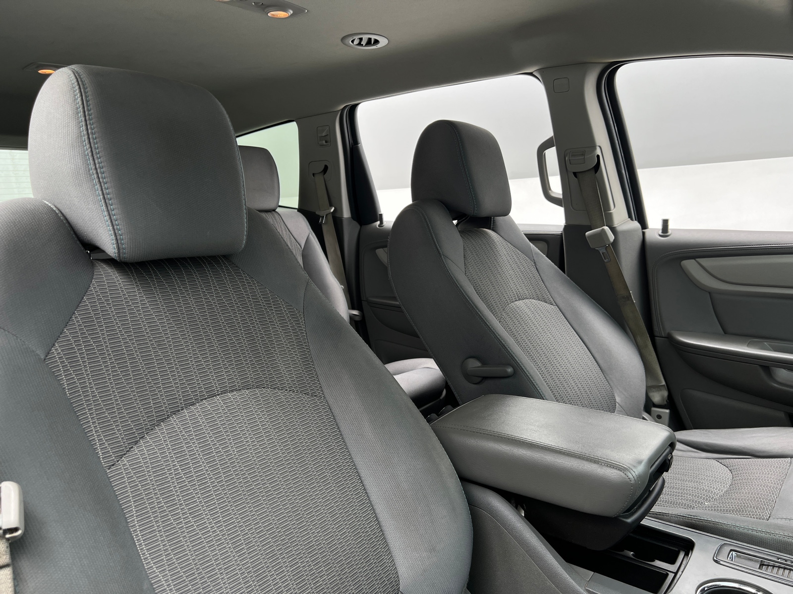 Thumbnail: 2017 Chevrolet Traverse - 2