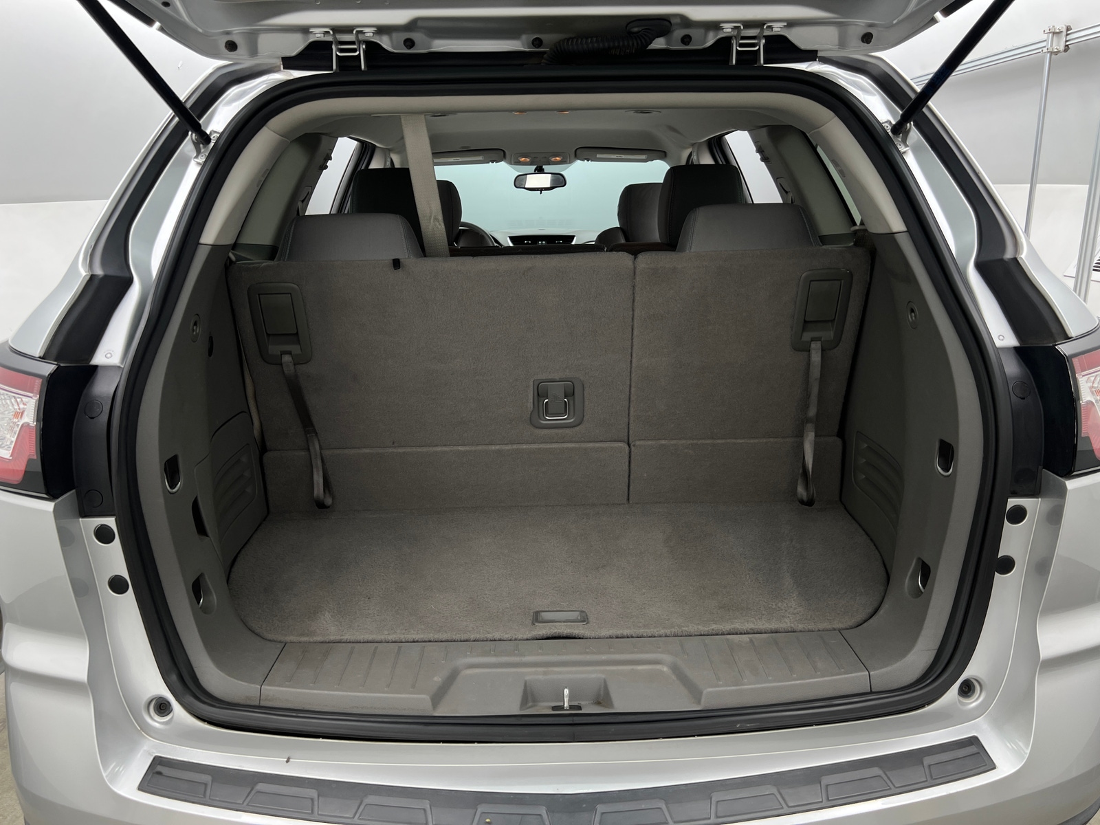 Thumbnail: 2017 Chevrolet Traverse - 7