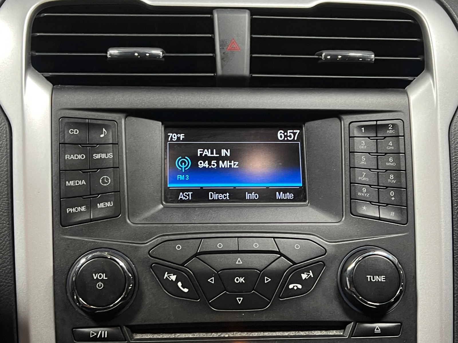 Thumbnail: 2016 Ford Fusion - 4