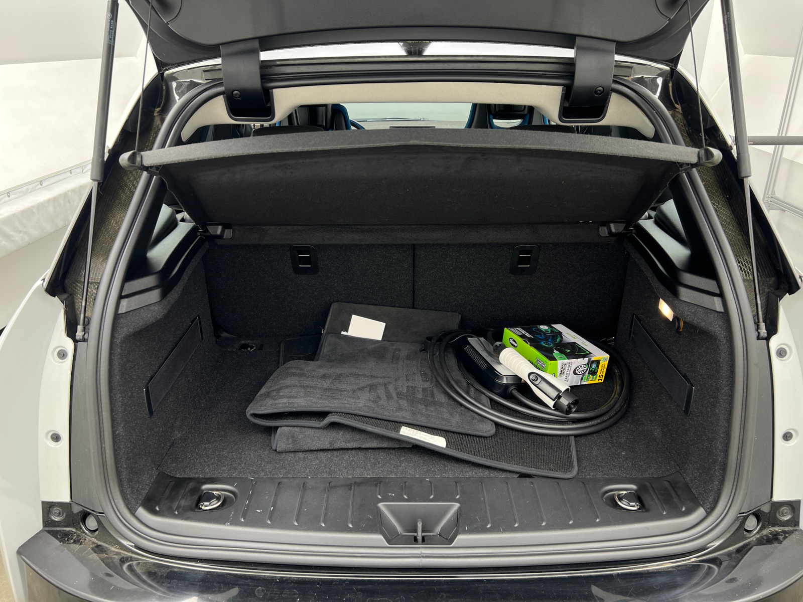 Thumbnail: 2016 BMW i3 - 7