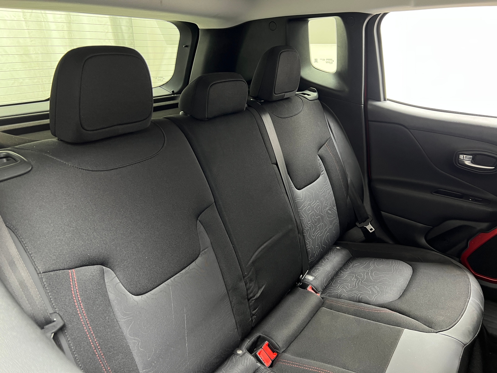 Thumbnail: 2019 Jeep Renegade - 6