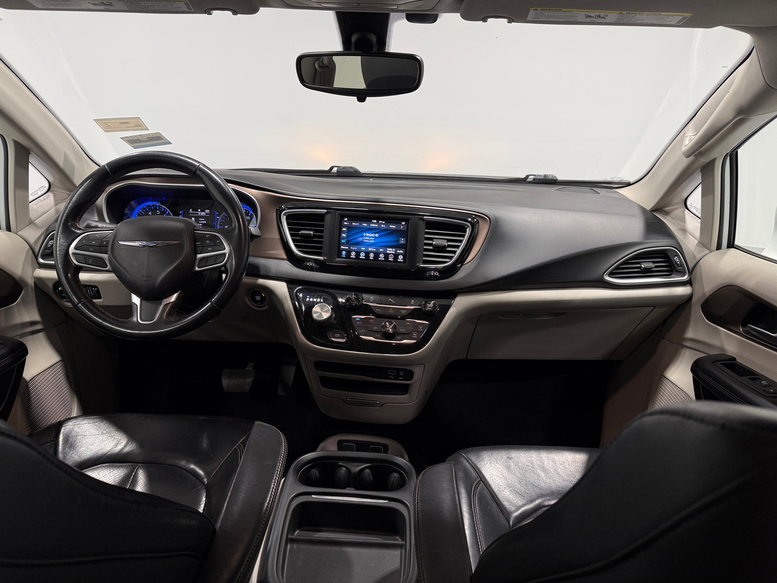 Thumbnail: 2018 Chrysler Pacifica - 2