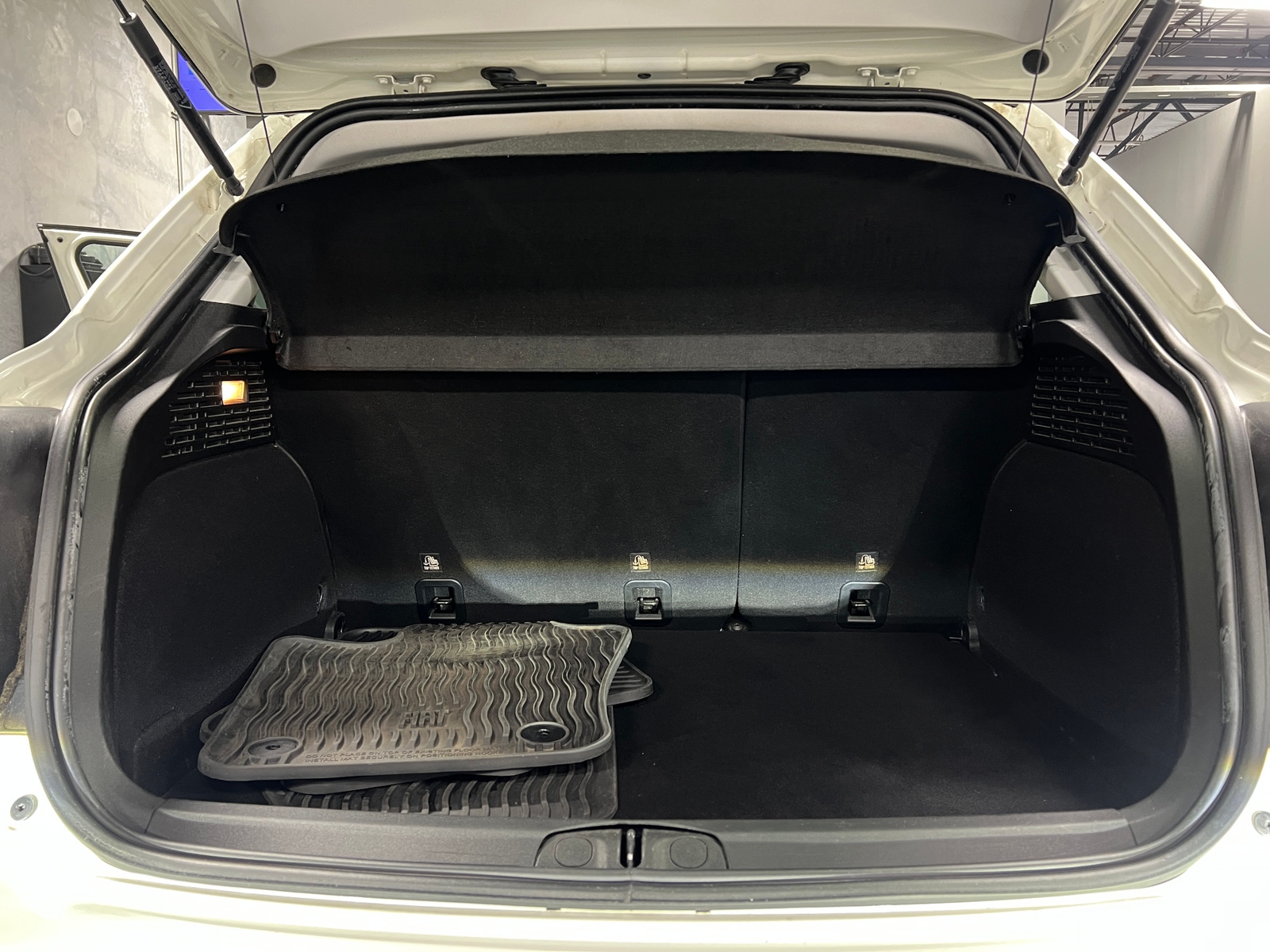 Thumbnail: 2017 Fiat 500X - 6