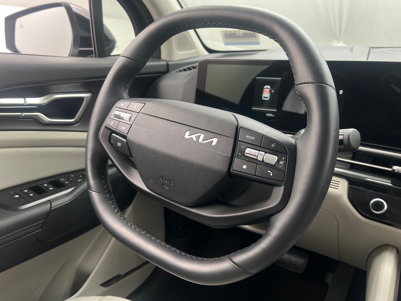 Thumbnail: 2026 Kia Sportage - 5