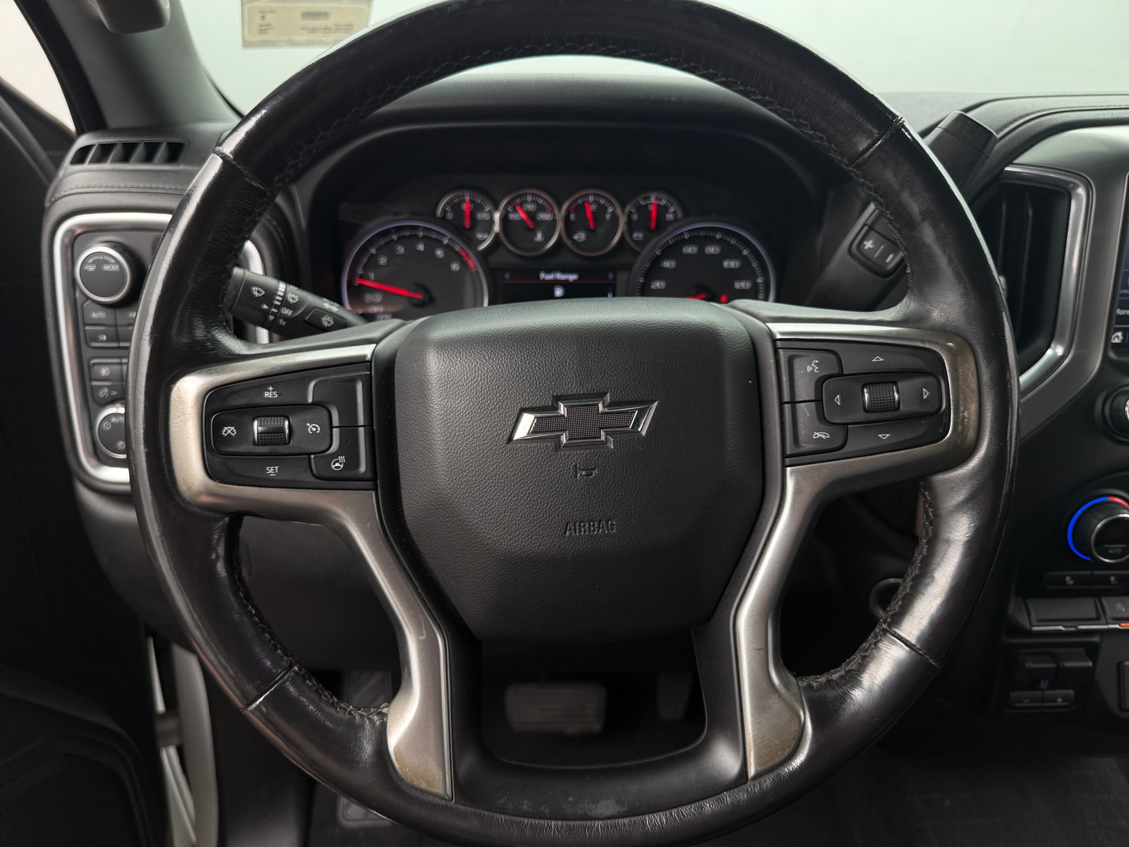 Thumbnail: 2020 Chevrolet Silverado 1500 - 5