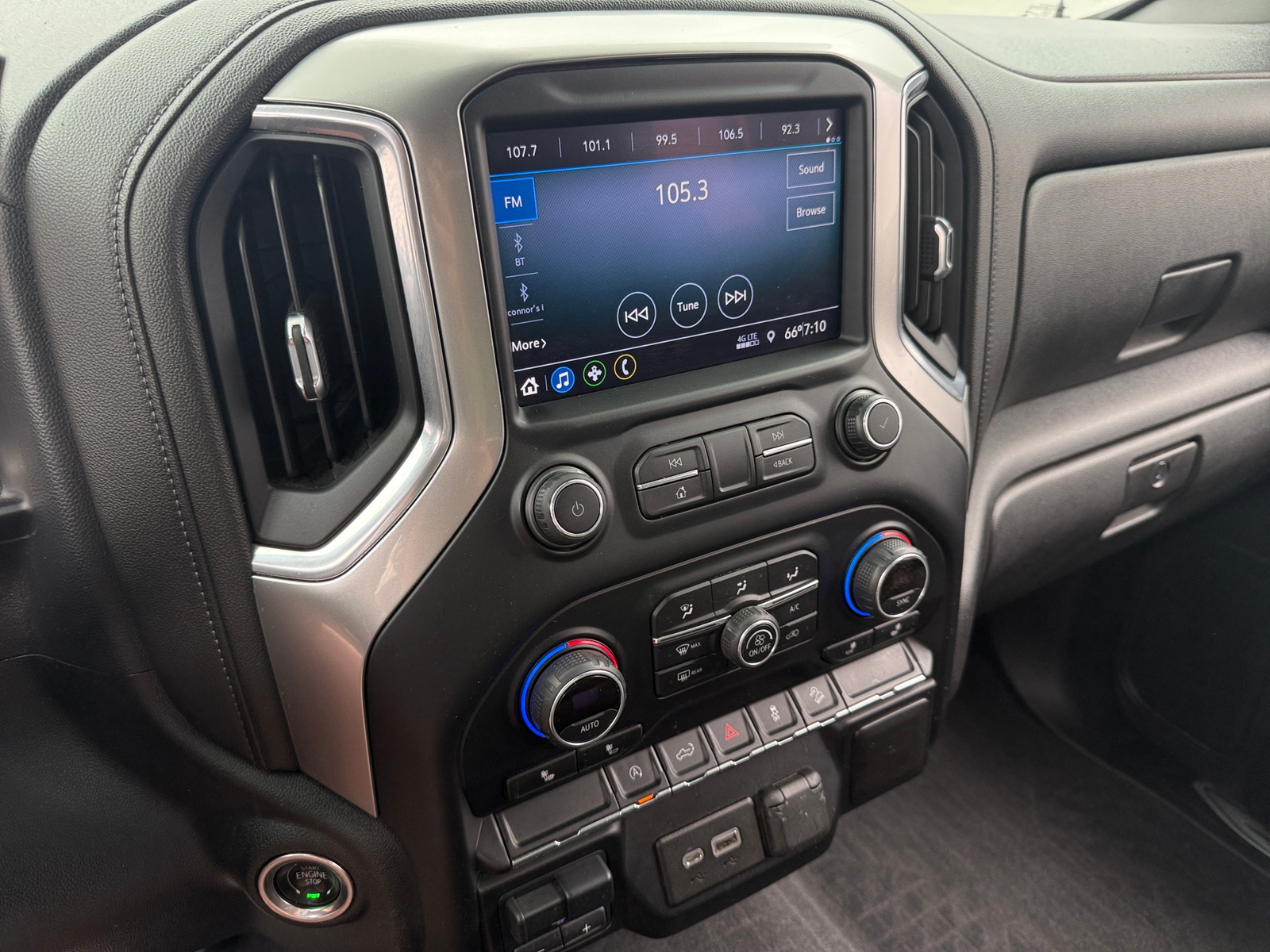 Thumbnail: 2020 Chevrolet Silverado 1500 - 4