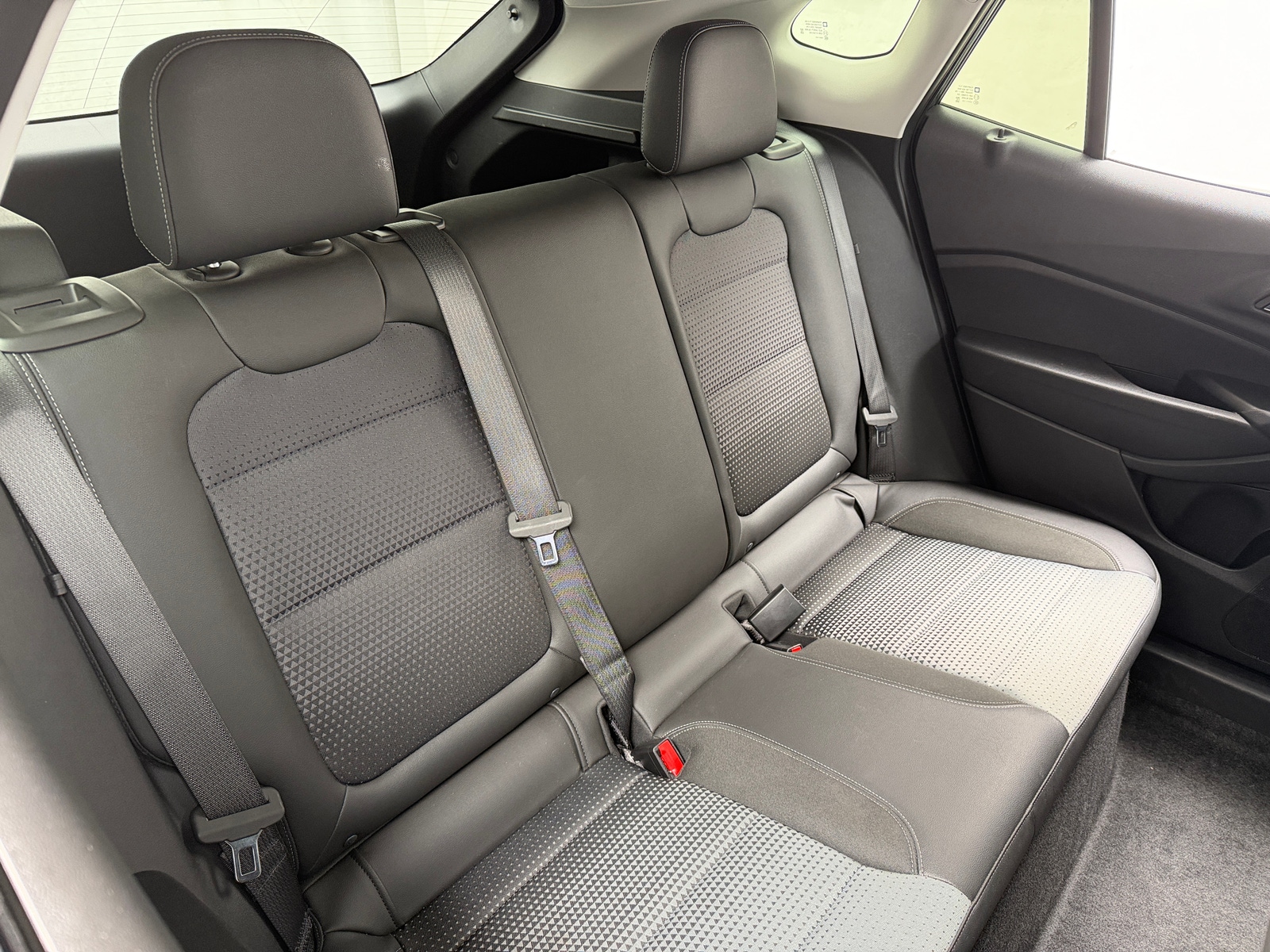 Thumbnail: 2025 Chevrolet Trax - 6