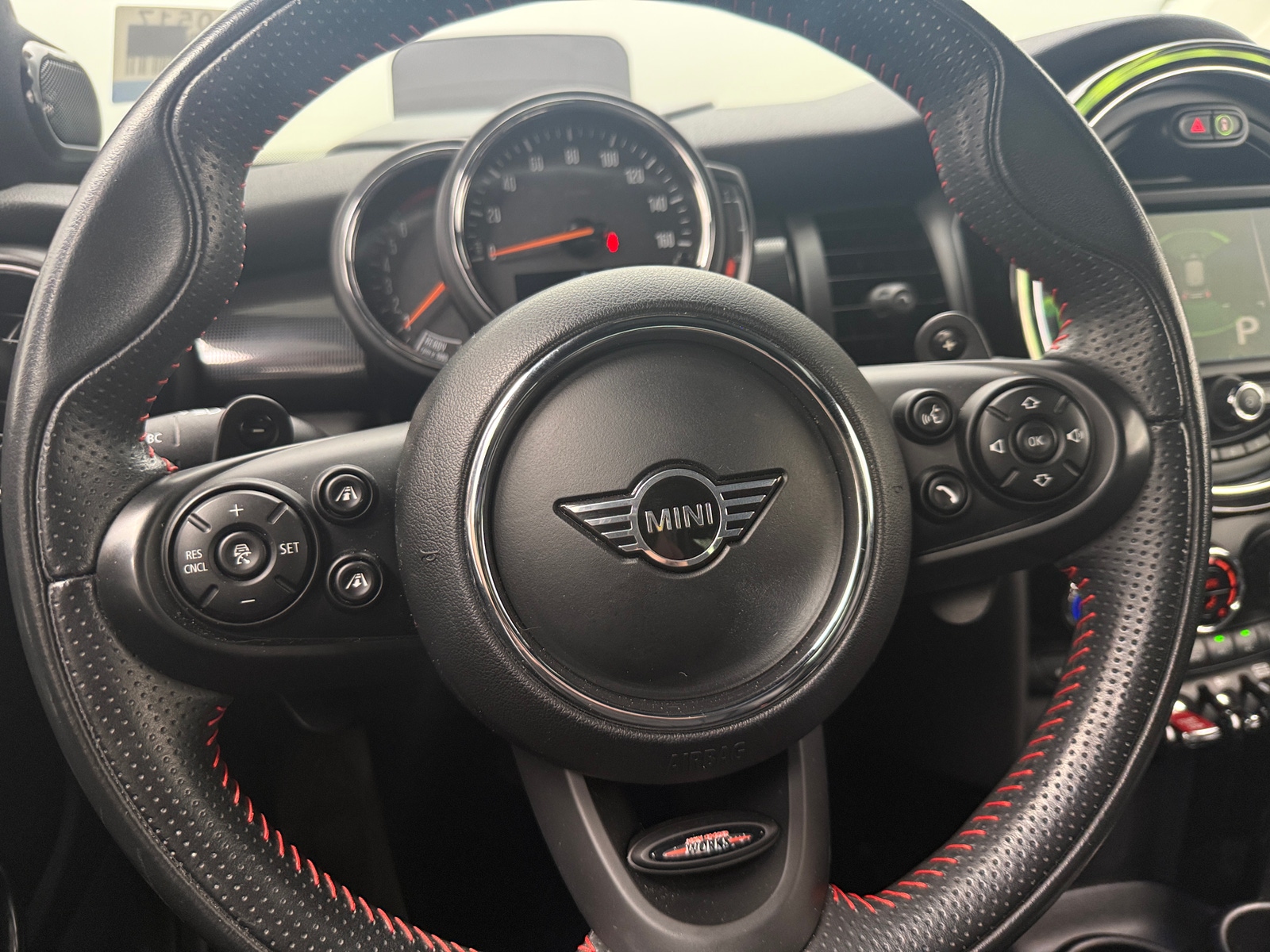 Thumbnail: 2020 MINI Cooper Hardtop - 4