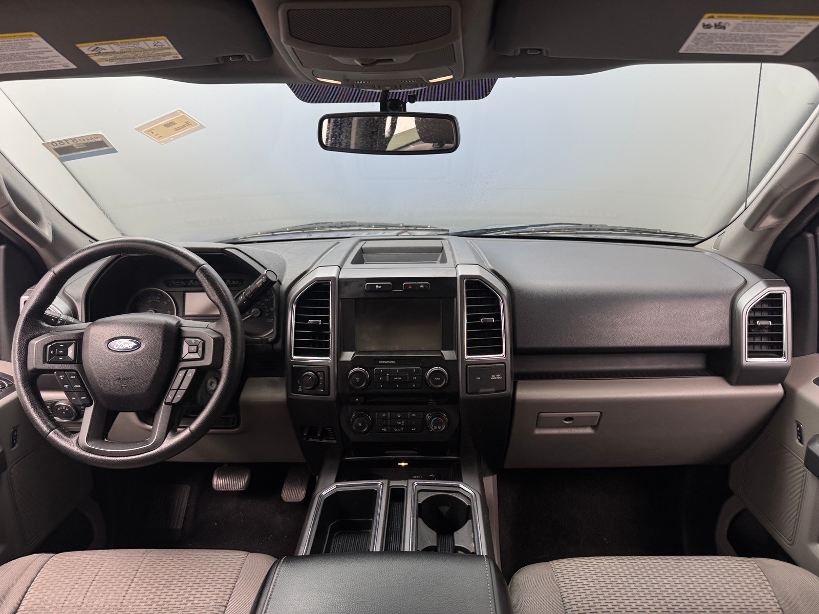 Thumbnail: 2015 Ford Econoline - 3