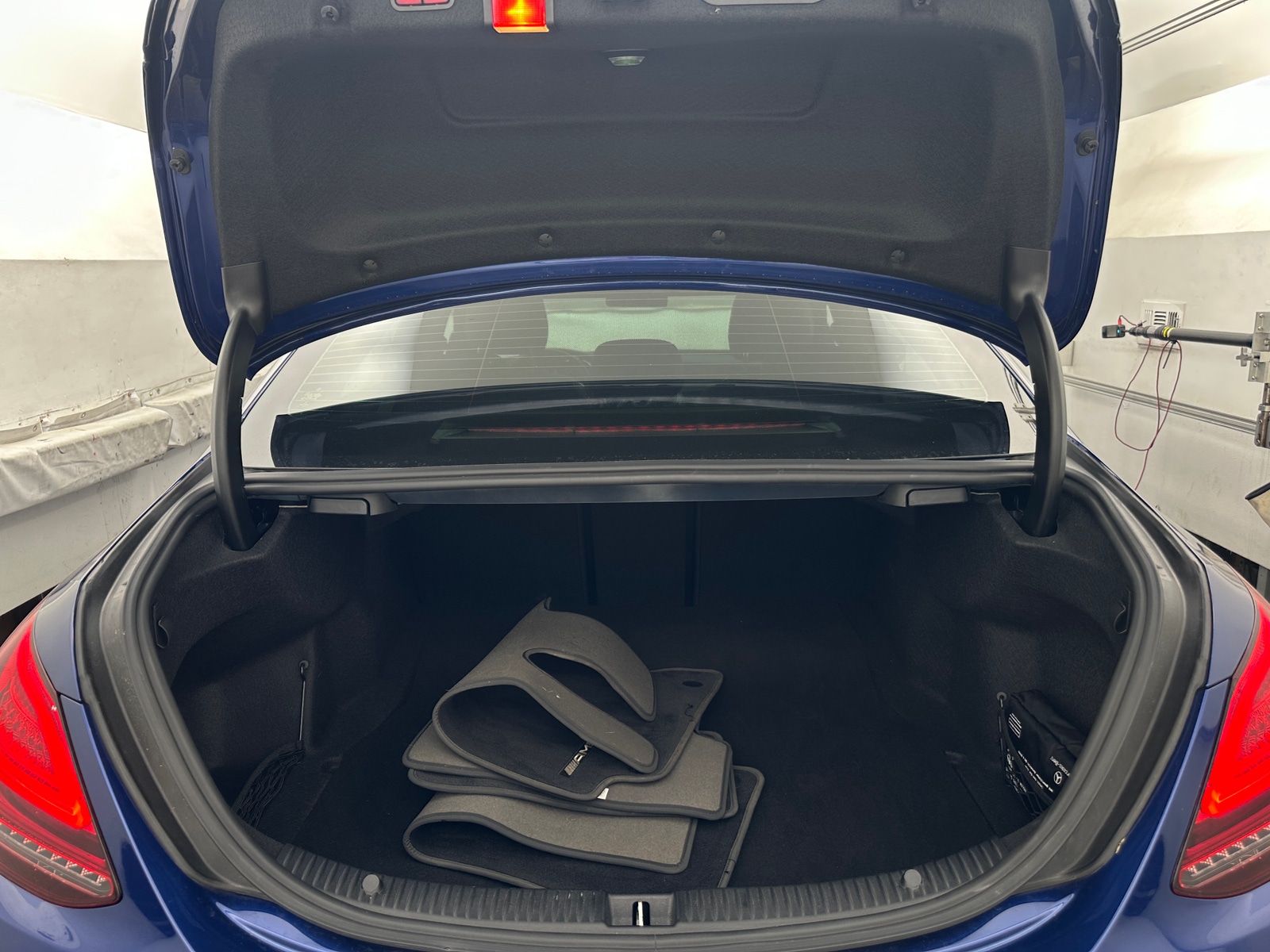 Thumbnail: 2020 Mercedes-Benz C-Class - 6