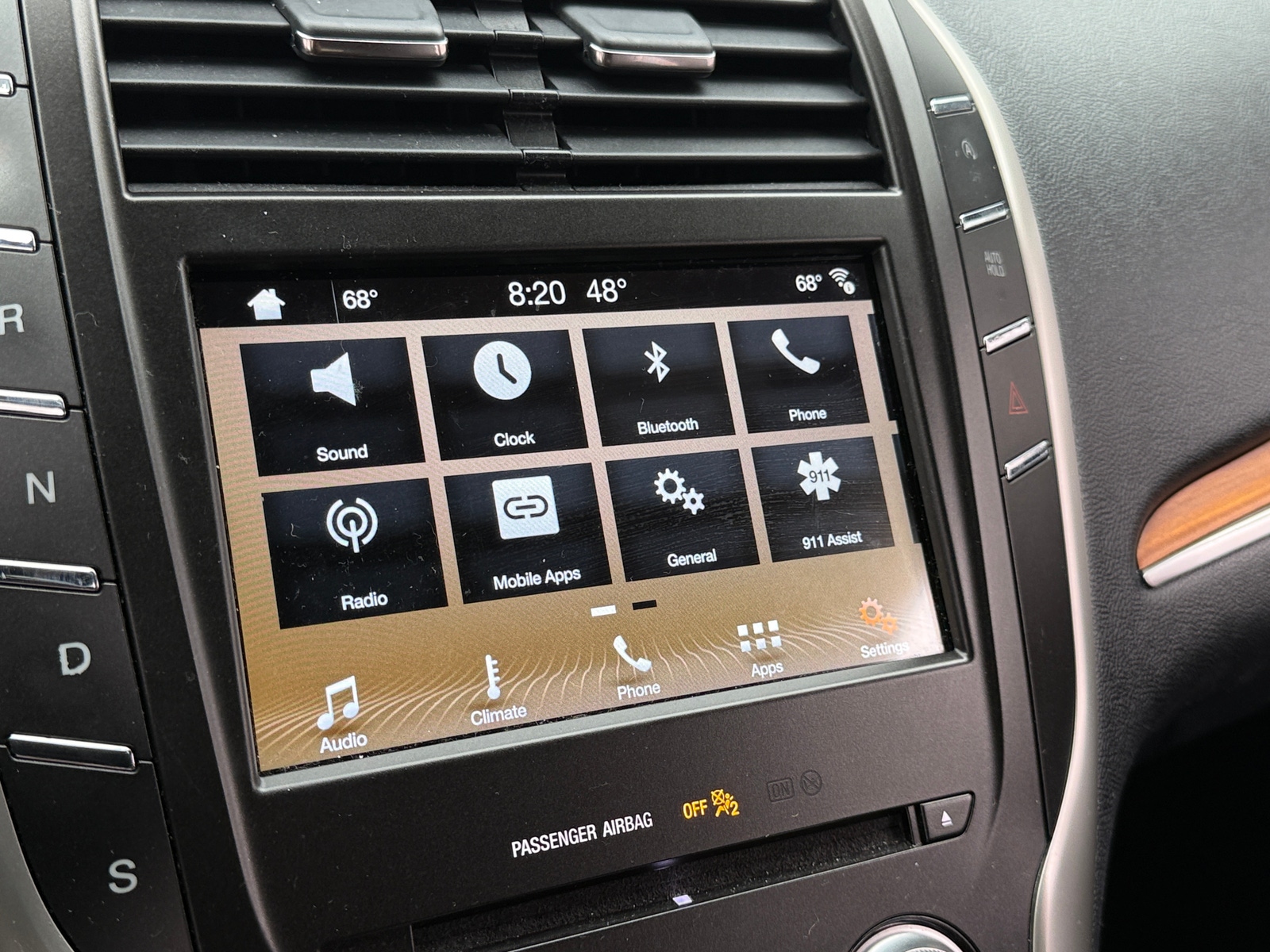 Thumbnail: 2018 Lincoln MKC - 3