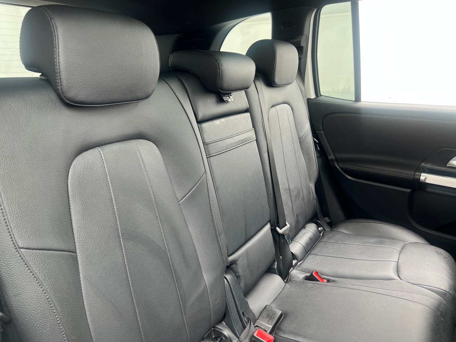 Thumbnail: 2023 Mercedes-Benz GLB - 5