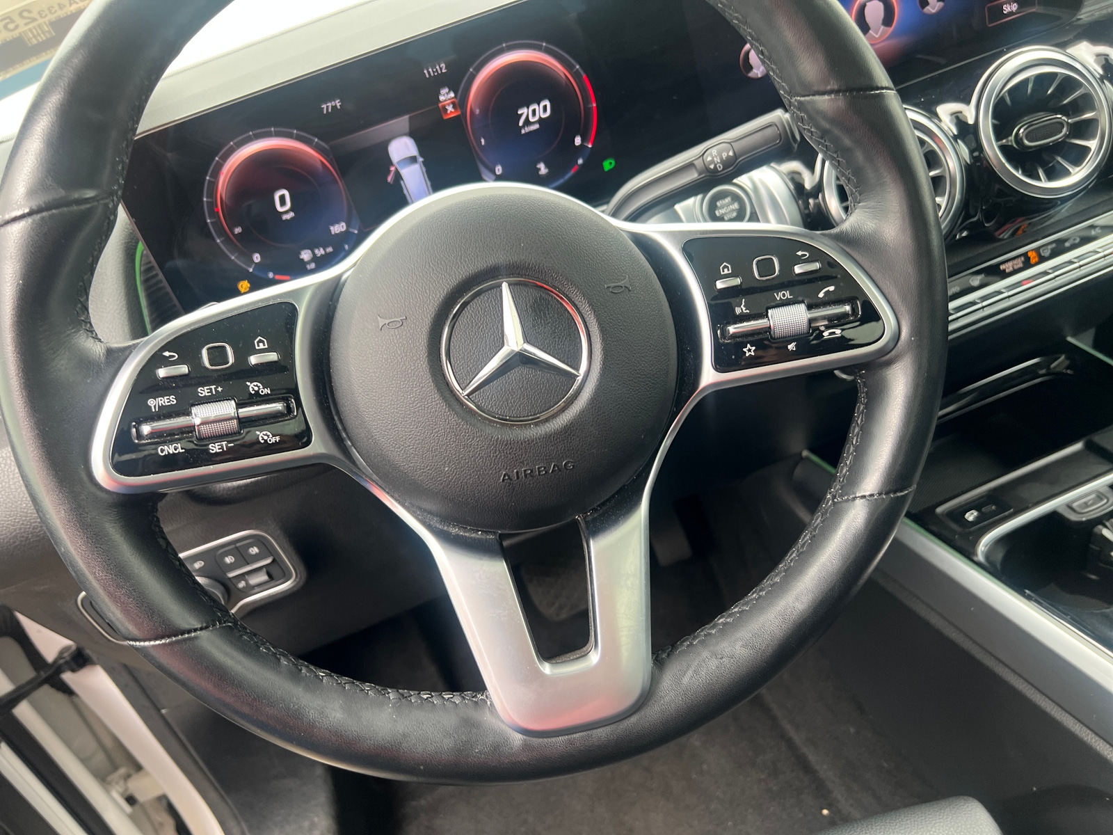 Thumbnail: 2023 Mercedes-Benz GLB - 4