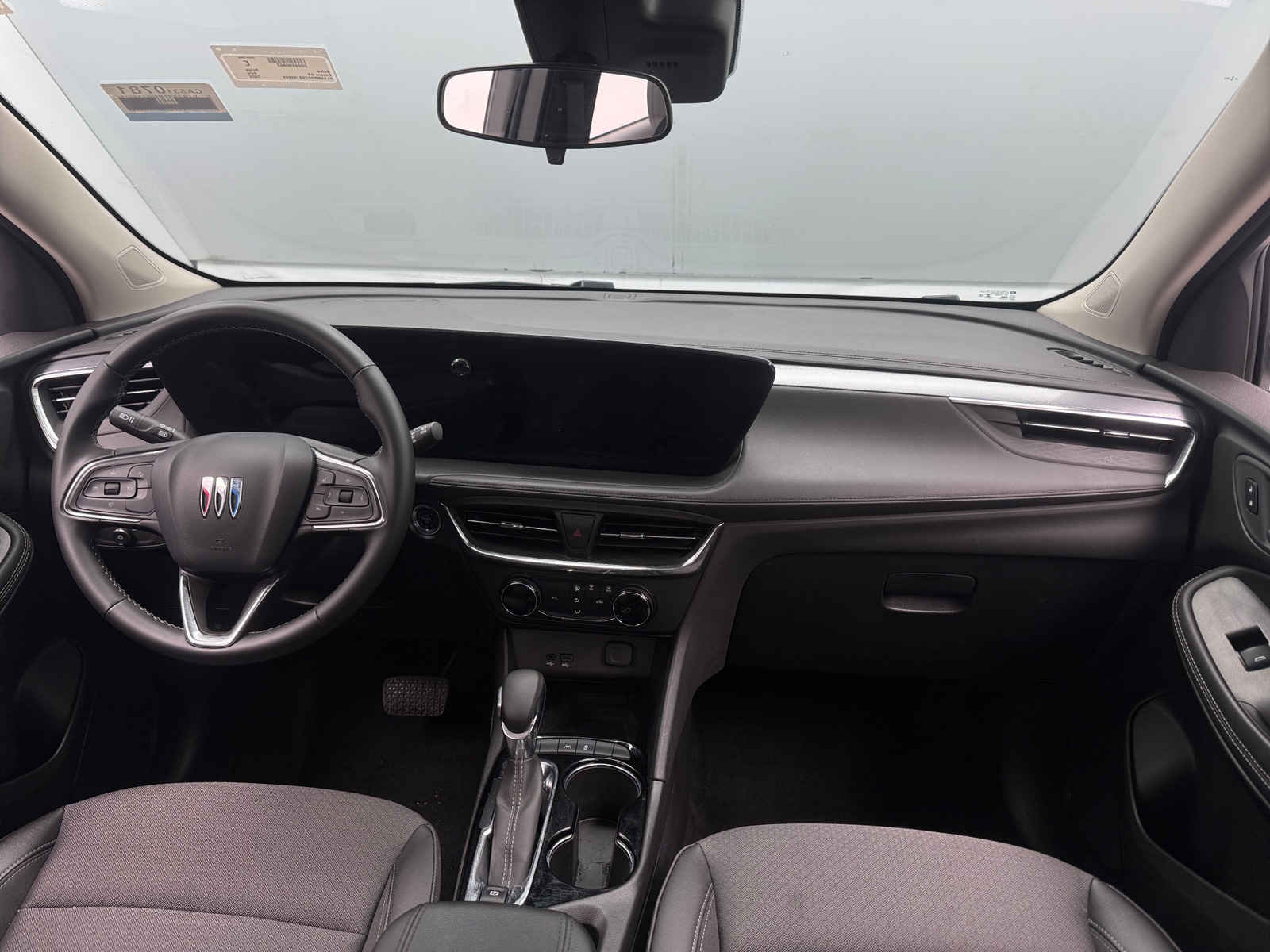 Thumbnail: 2025 Buick Encore GX - 3