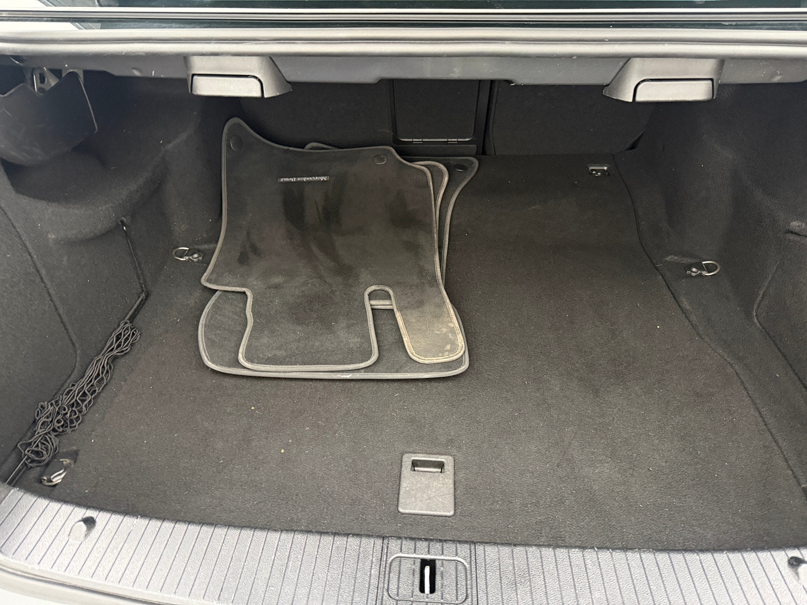 Thumbnail: 2016 Mercedes-Benz E-Class - 6