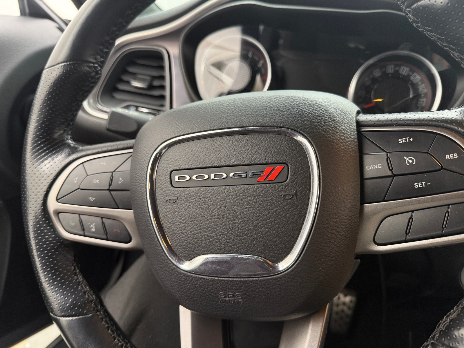 Thumbnail: 2021 Dodge Challenger - 4