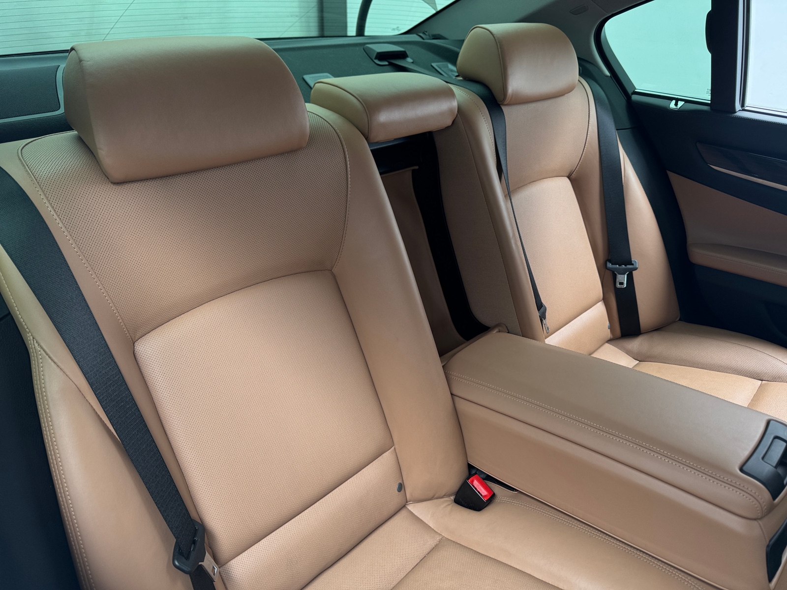 Thumbnail: 2012 BMW 7 Series - 5