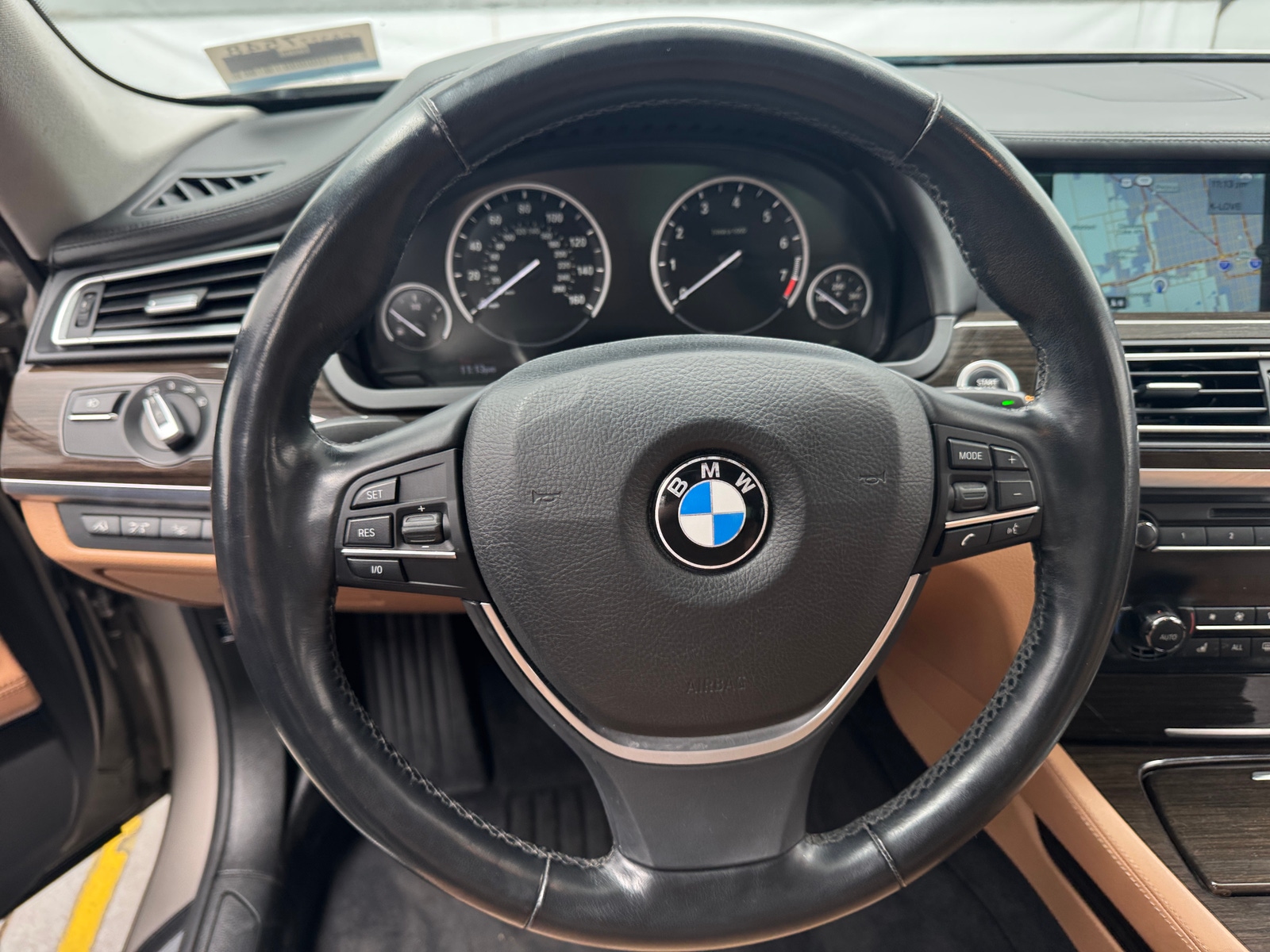 Thumbnail: 2012 BMW 7 Series - 4