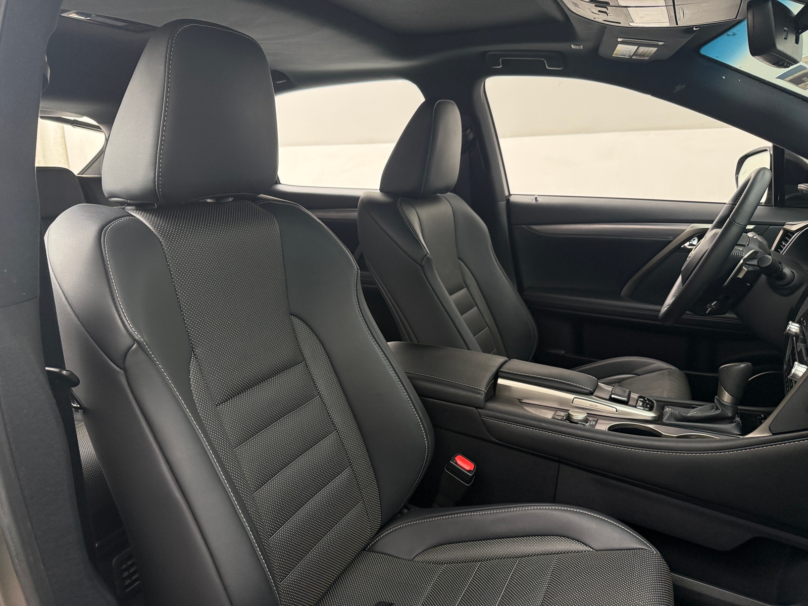 Thumbnail: 2019 Lexus RX - 2