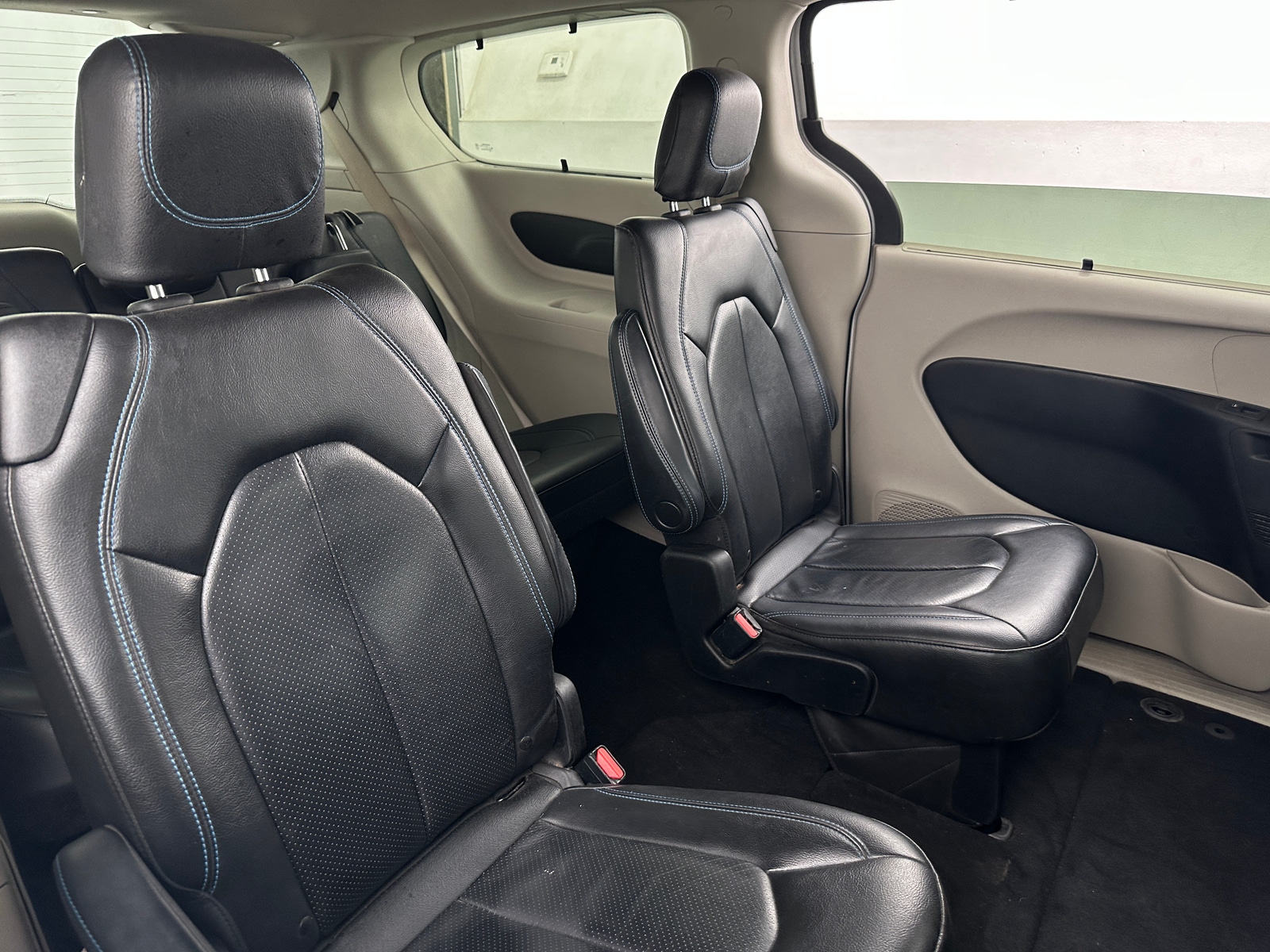 Thumbnail: 2021 Chrysler Pacifica - 5