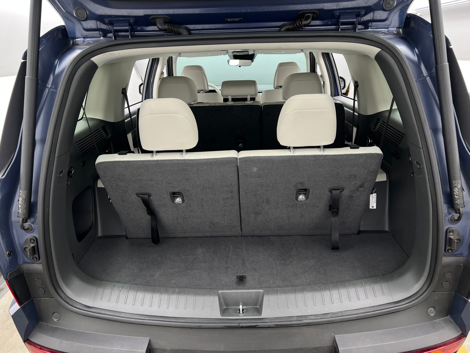 Thumbnail: 2025 Hyundai Santa Fe - 6