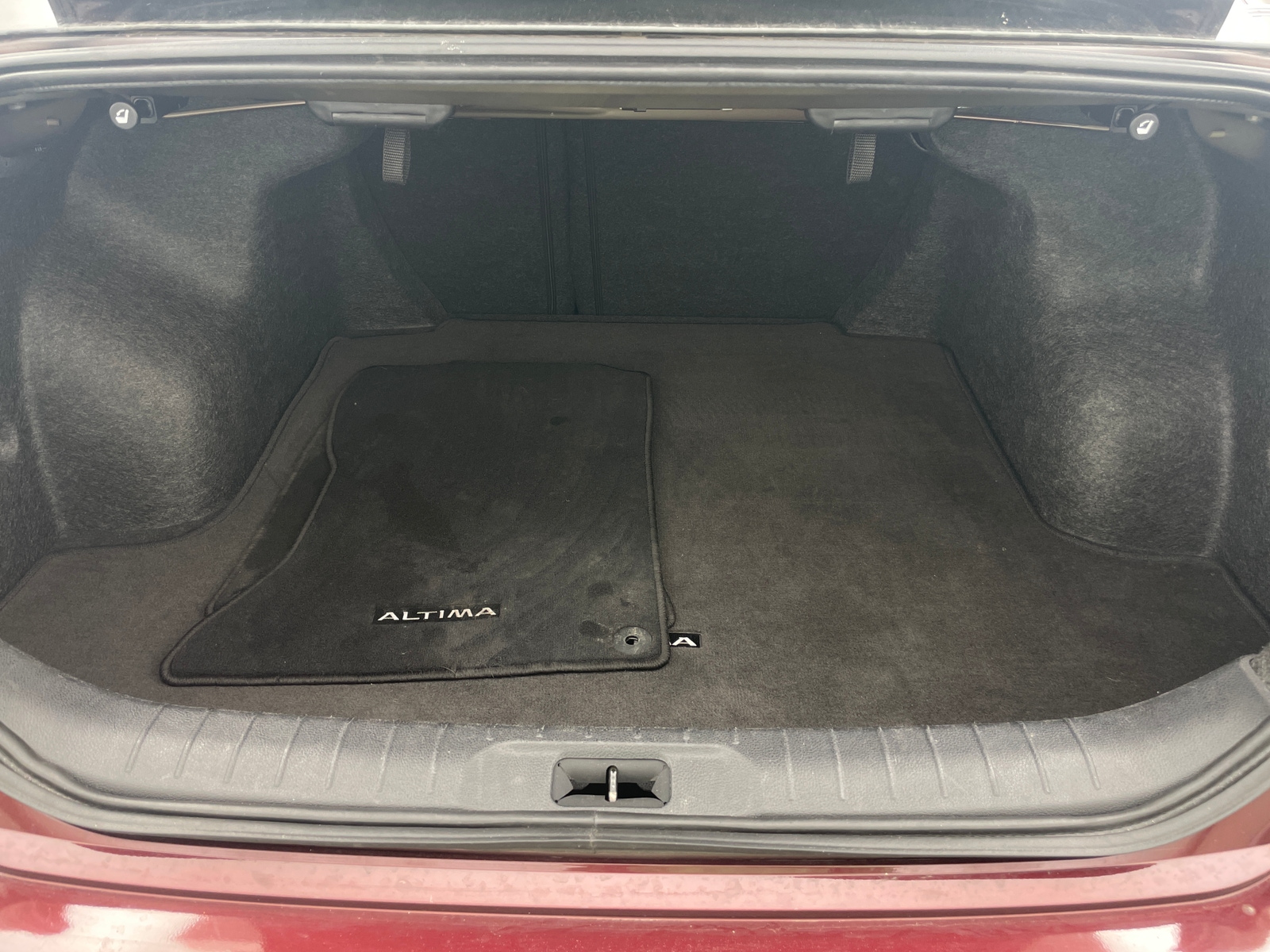 Thumbnail: 2025 Nissan Altima - 7