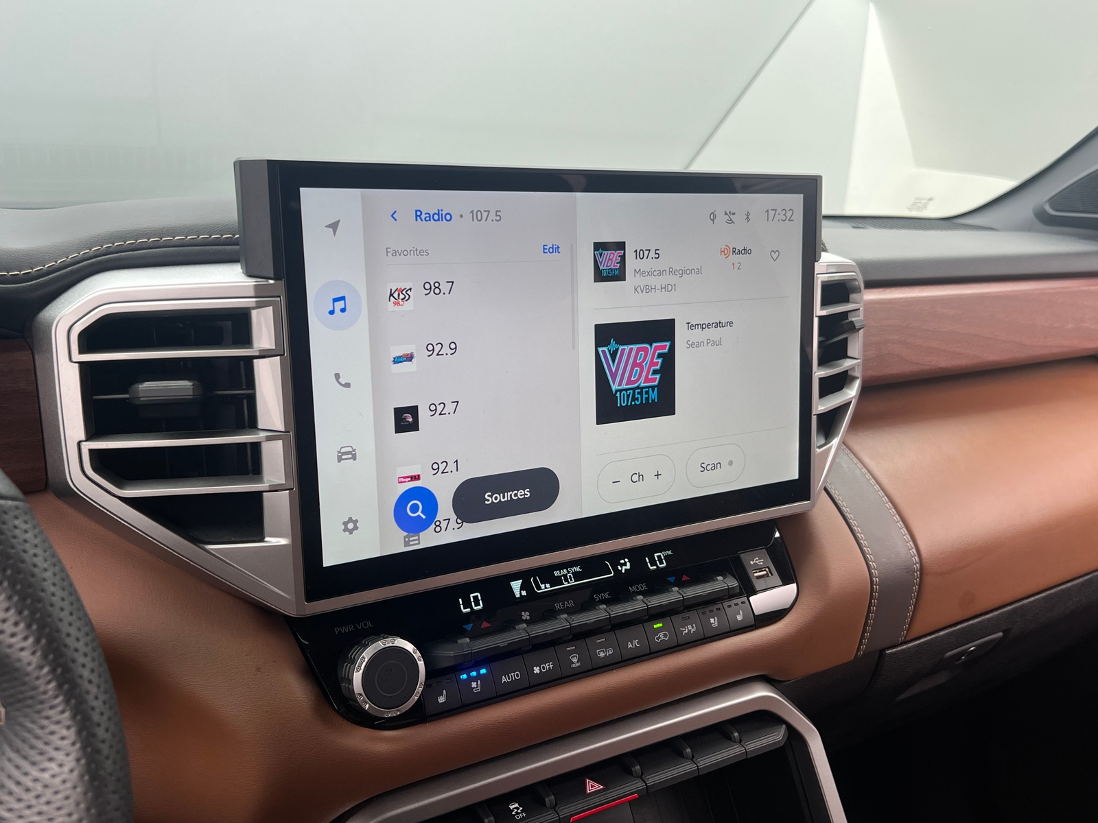 Thumbnail: 2025 Toyota Sequoia - 3