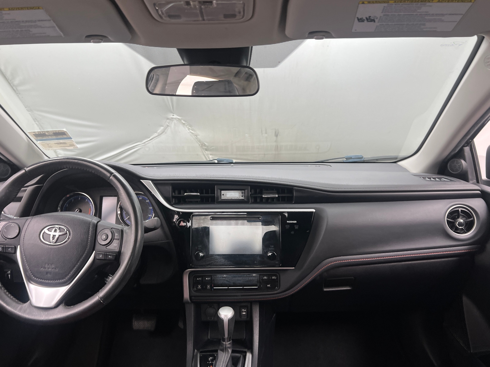 Thumbnail: 2017 Toyota Corolla - 3