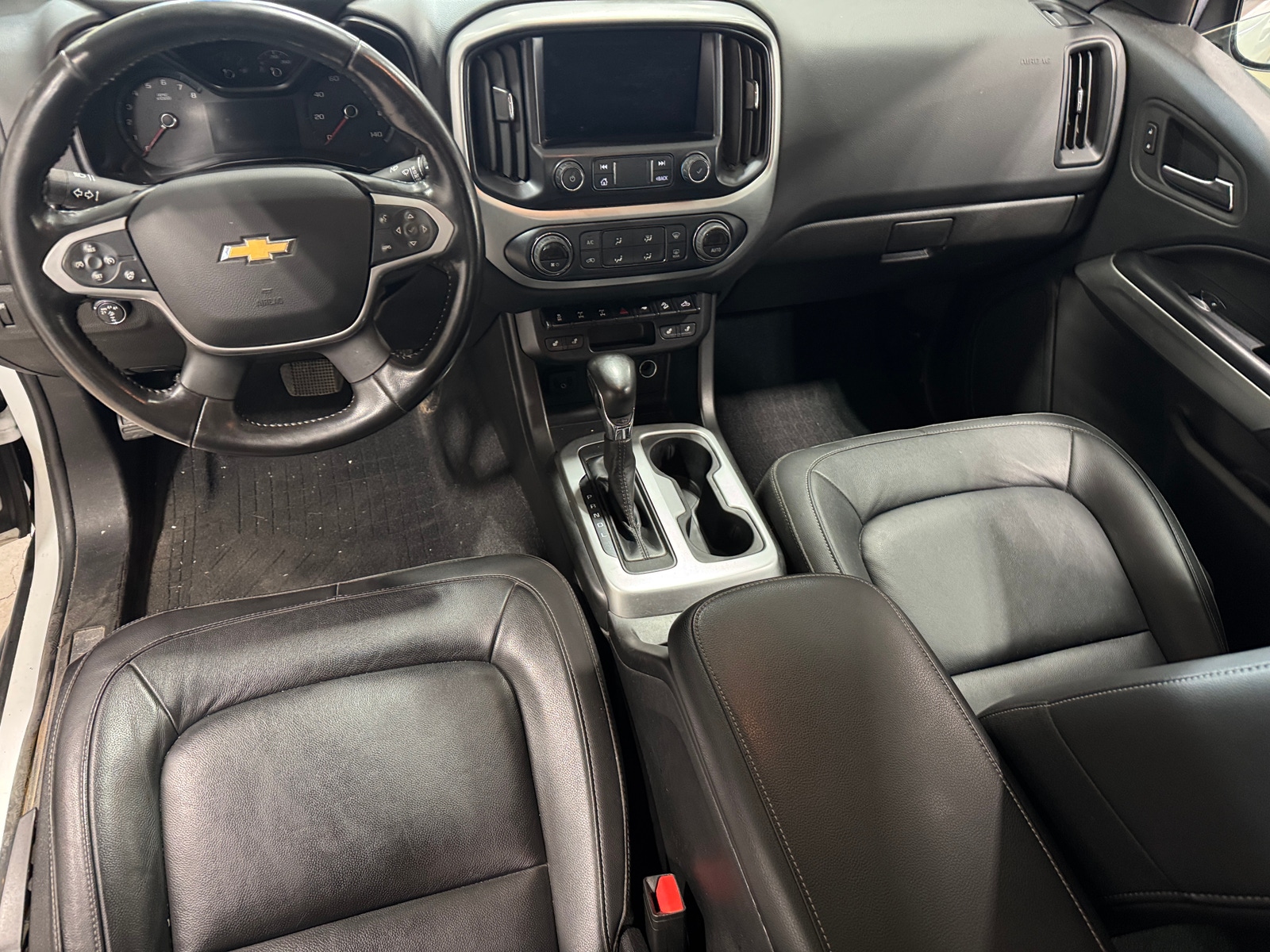 Thumbnail: 2022 Chevrolet Colorado - 2