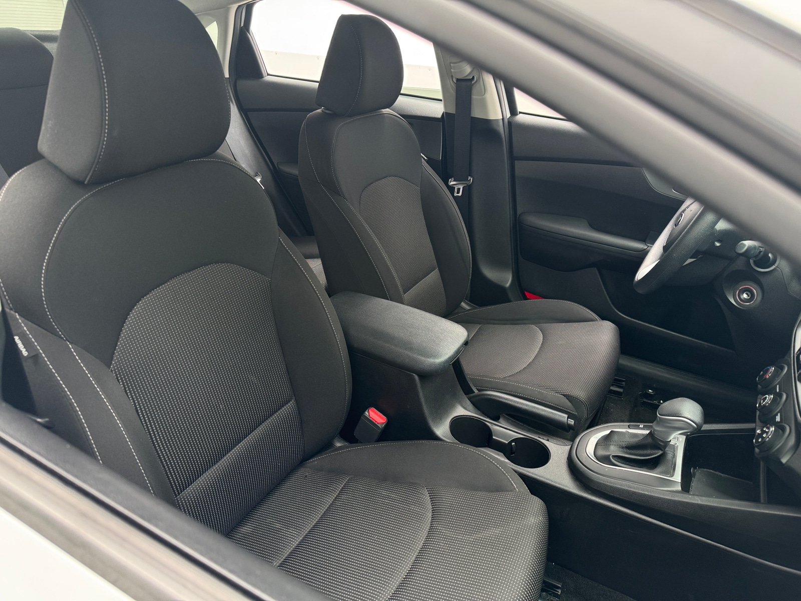 Thumbnail: 2020 Kia Forte - 2