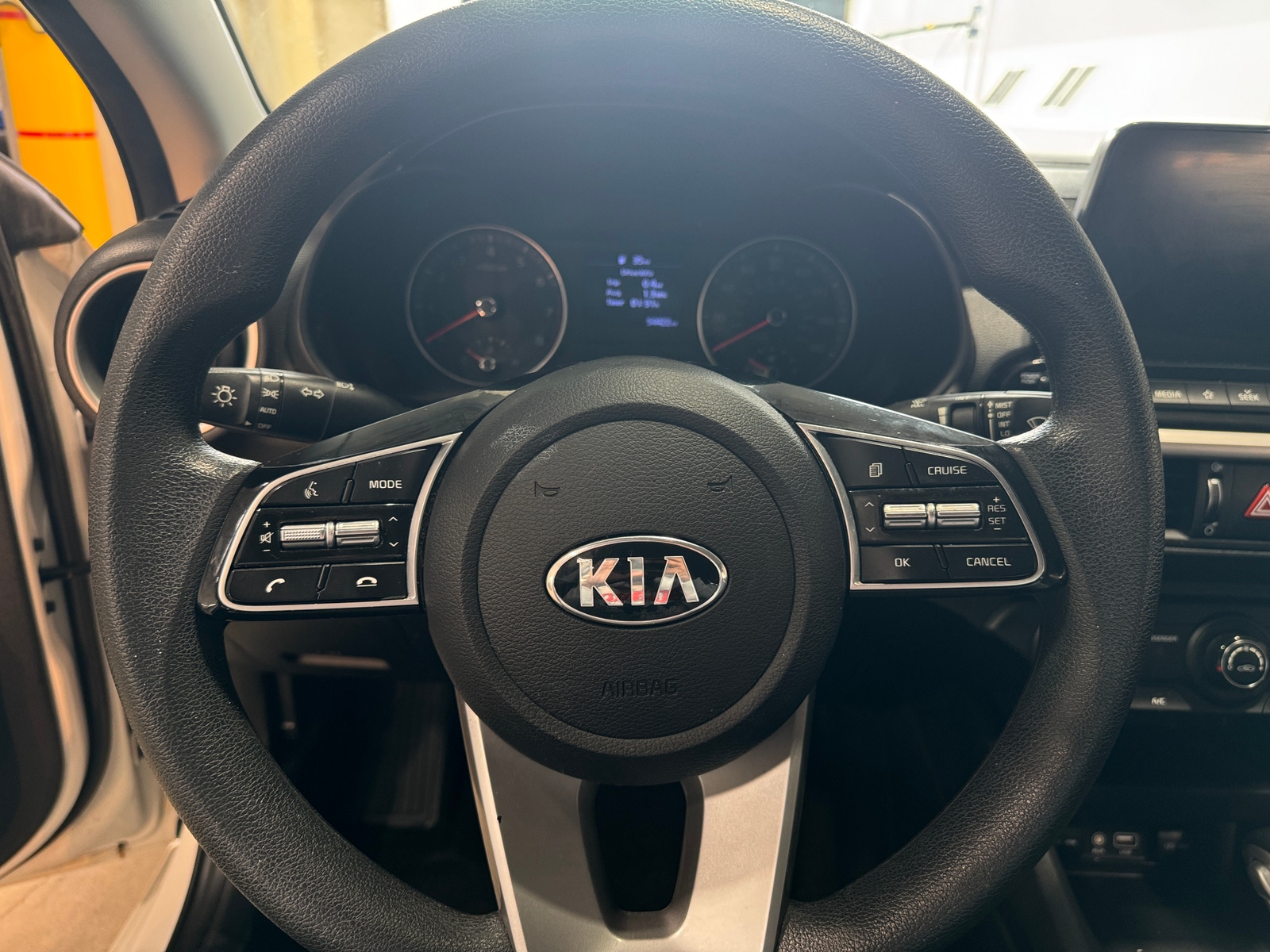Thumbnail: 2020 Kia Forte - 5